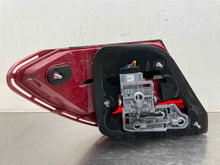 Load image into Gallery viewer, TAIL LIGHT LAMP ASSEMBLY C250 C300 C350 C63 12 13 14 15 Right - NW499376
