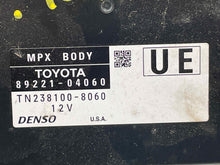 Load image into Gallery viewer, Computer Toyota Tacoma 2018 - NW499594
