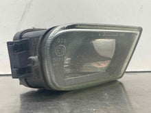 Load image into Gallery viewer, Fog Light BMW 540i 525i Z3 1996 96 1997 97 1998 98 1999 99 00 01 02 03 Right - NW499764
