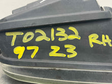 Load image into Gallery viewer, Fog Light BMW 540i 525i Z3 1996 96 1997 97 1998 98 1999 99 00 01 02 03 Right - NW499764
