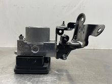 Load image into Gallery viewer, ABS ANTI-LOCK BRAKE PUMP Land Rover Evoque 2014 14 2015 15 - NW499482

