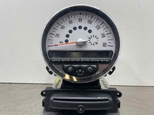 Load image into Gallery viewer, RADIO Clubman Cooper Countryman Paceman 2011-2016  AM FM CD - NW500964
