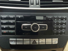 Load image into Gallery viewer, RADIO Mercedes-Benz C250 C300 C350 C63 2013 13 - NW500967
