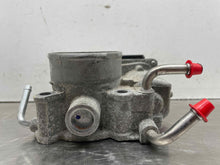 Load image into Gallery viewer, THROTTLE BODY TOYOTA RAV 4 RAV4 2006 4CYL - NW501109
