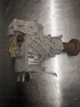 Load image into Gallery viewer, TRANSFER CASE 2015 15 2016 16 2017 17 2018 18 2019 19 - NW501107
