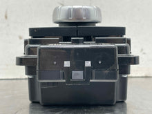 Load image into Gallery viewer, RADIO E250 Van CLS400 CLS550 E300 E350 E400 E550 E63 15 16 - NW500970
