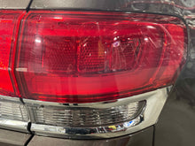 Load image into Gallery viewer, OUTER TAIL LIGHT LAMP Jeep Grand Cherokee 15 16 17 18 19 20 Right - NW501135
