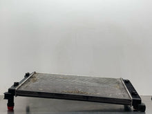 Load image into Gallery viewer, RADIATOR Audi A4 A6 2002 02 2003 03 04 05 06 07 08 Auto - NW501599

