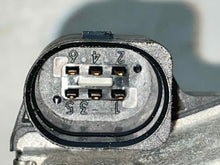 Load image into Gallery viewer, THROTTLE BODY AUDI A4 A6 S4 00 01 02 03 - 06 2.7 TURBO - NW501682
