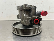 Load image into Gallery viewer, POWER STEERING PUMP Audi A4 2005 05 2006 06 07 08 09 - NW501668
