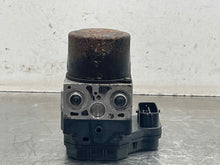 Load image into Gallery viewer, ABS PUMP Sienna 2004 04 2005 05 2006 06 2007 07 2008 08 - NW501298
