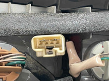 Load image into Gallery viewer, OUTER TAIL LIGHT LAMP Toyota Sienna 06 07 08 09 10 Left - NW501692
