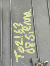 Load image into Gallery viewer, OUTER TAIL LIGHT LAMP Toyota Sienna 06 07 08 09 10 Left - NW501692
