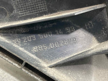 Load image into Gallery viewer, RADIATOR FAN ASSEMBLY C230 C240 C320 C280 2004 04 2005 05 06 07 08 09 - NW501891
