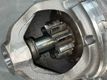 Load image into Gallery viewer, STARTER MOTOR 335i 335i GT 435i 535i 535i Gt M235I M3 X3 X4 X5 X6 11-17 - NW502897
