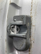 Load image into Gallery viewer, WHEEL RIM Gl350 Gl450 Gl550 10-12 20x8-1/2 - NW502237
