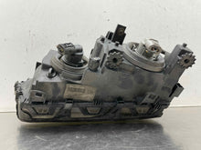 Load image into Gallery viewer, HEADLIGHT LAMP ASSEMBLY 320i 323i 323ic 323is 325ci 325i 328i 99-01 Left - NW502005

