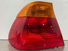 Load image into Gallery viewer, OUTER TAIL LIGHT LAMP 320i 323i 323ic 323is 325ci 325i 328i 99-01 Left - NW502185
