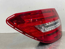 Load image into Gallery viewer, TAIL LIGHT LAMP ASSEMBLY C250 C300 C350 C63 12 13 14 Left - NW502931
