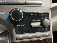 Load image into Gallery viewer, REAR TEMPERATURE CONTROLS Toyota Venza 09 10 11 12 - NW502645
