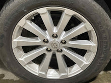 Load image into Gallery viewer, WHEEL RIM Venza 09-13 19x7-1/2 ALLOY 19x7-1/2, 5 lug, 4-1/2" - NW503018
