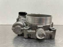 Load image into Gallery viewer, THROTTLE BODY Charger Challenger Avenegr 2011 11 3.6L - NW504357
