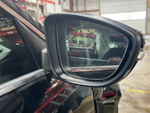 Load image into Gallery viewer, Side View Door Mirror Volkswagen Passat 2016 - NW503558
