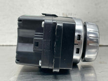 Load image into Gallery viewer, RADIO B250 CLA45 CLA250 15 16 17 18 19 20 - NW504315
