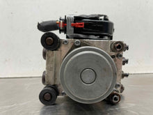 Load image into Gallery viewer, ABS Pump  SILVERADO 1500 PICKUP 2016 - NW503407
