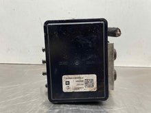 Load image into Gallery viewer, ABS Pump  SILVERADO 1500 PICKUP 2016 - NW503407
