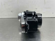Load image into Gallery viewer, Temperature Controls Volvo XC40 2019 - NW504568
