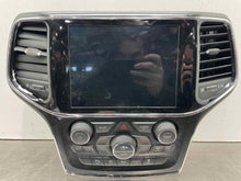 Load image into Gallery viewer, Radio  GRAND CHEROKEE 2019 - NW505271
