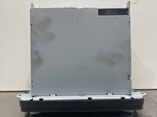 Load image into Gallery viewer, RADIO Volkswagen Golf Jetta 2010 10 2011 11 - NW505287
