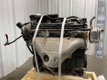 Load image into Gallery viewer, Engine Motor Volkswagen Golf 2010 - NW505030
