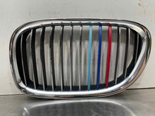Load image into Gallery viewer, GRILLE 740i 740il 750 HYBRID 750i 750il 760li Active 7 Alpina 09-12 Left - NW505151
