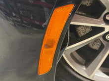 Load image into Gallery viewer, SIDE MARKER LAMP LIGHT ATS CTS Camaro 14-20 Bumper Mounted Left - NW505654
