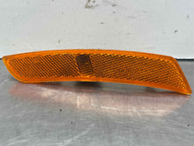 Load image into Gallery viewer, SIDE MARKER LAMP LIGHT ATS CTS Camaro 14-20 Bumper Mounted Left - NW505654
