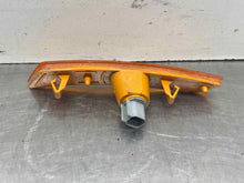 Load image into Gallery viewer, SIDE MARKER LAMP LIGHT ATS CTS Camaro 14-20 Bumper Mounted Left - NW505654
