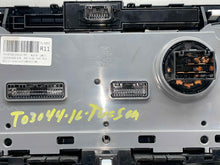 Load image into Gallery viewer, Temperature Controls Hyundai Tucson 2016 - NW505706
