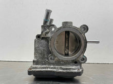 Load image into Gallery viewer, Throttle Body Hyundai Tucson 2016 - NW505884
