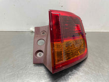 Load image into Gallery viewer, OUTER TAIL LIGHT LAMP Toyota Rav4 2013 13 2014 14 Right - NW505893
