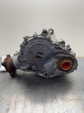 Load image into Gallery viewer, [INVENTORYCAR_YEAR_MAKE_MODEL] TRANSFER CASE - NW506133
