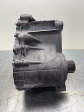 Load image into Gallery viewer, [INVENTORYCAR_YEAR_MAKE_MODEL] TRANSFER CASE - NW506133
