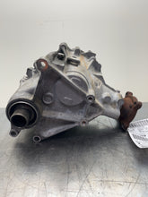 Load image into Gallery viewer, [INVENTORYCAR_YEAR_MAKE_MODEL] TRANSFER CASE - NW506133
