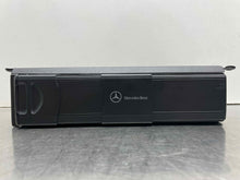 Load image into Gallery viewer, REMOTE CD CHANGER C230 C240 C280 C320 C350 C55 CLK320 04-12 - NW506456
