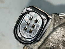 Load image into Gallery viewer, THROTTLE BODY Volkswagen Jetta 2011 11 2012 12 2.0L - NW507372
