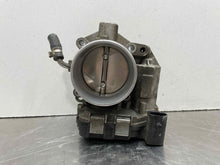 Load image into Gallery viewer, THROTTLE BODY Vw Beetle Jetta Rabbit 05 - 07 - NW507371
