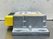 Load image into Gallery viewer, AIR BAG COMPUTER 750i 745i 760i 2004 04 2005 05 2006 06 07 08 - NW506723
