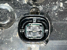 Load image into Gallery viewer, Tail Lamp Light  SILVERADO 2500 PICKUP 2022 - NW507934
