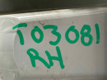 Load image into Gallery viewer, [INVENTORYCAR_YEAR_MAKE_MODEL] TAIL LIGHT LAMP ASSEMBLY Right - NW507938
